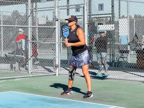 Vista 4 de Blevonh - Falda de tenis para mujer con bolsillo, para correr o jugar golf