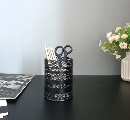 Vista 2 de Soporte para bolígrafo para escritorio, soporte de malla metálica para lápices, organizador de tazas, papelería de oficina, soporte para brochas