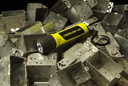 Vista 5 de Streamlight 68201 4 baterías AA ProPolymer, linterna LED con LED de color blanco, amarillo