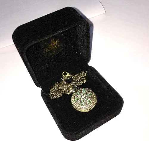 Vista 5 de SEWOR Delicado colgante reloj de bolsillo de cuarzo verde esmalte flor bronce caso, Verde, Movimiento de cuarzo