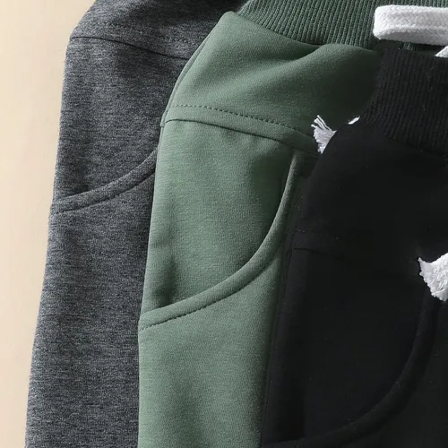 Vista 5 de Conjunto de 3 pantalones deportivos de algodón con cordón elástico y bolsillos para niños pequeños