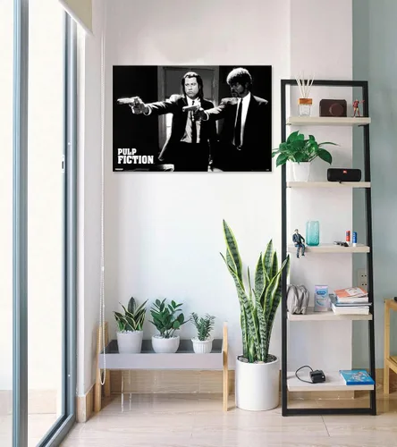 Vista 4 de POSTER STOP ONLINE Pulp Fiction - Póster de película (Vincent & Jules - Guns) (tamaño: 36" x 24")