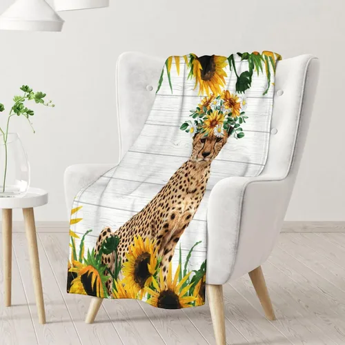 Vista 2 de Manta de guepardo para niños y adultos, suave, mullida y acogedora, 30 x 40 pulgadas, tamaño regazo, para sofá, oficina, color blanco, lindas mantas