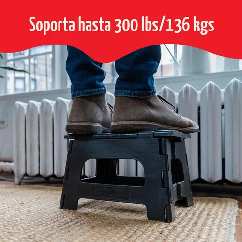 Vista 3 de Kikkerland Rhino Taburete Escalón Plegable – Soporta Adultos hasta 300 Libras, Ideal para Cocina y Baño – Taburete Escalón Colapsible, Portátil