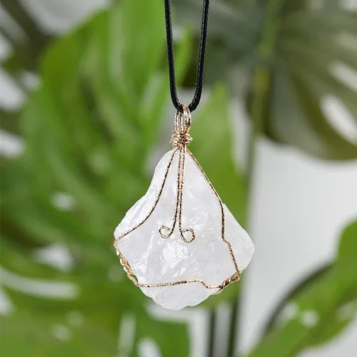 Vista 2 de YGLINE Collar de cristal curativo con piedra natural para mujer