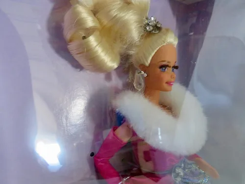 Vista 3 de Starlight Vals Barbie (serie de belleza de salón)