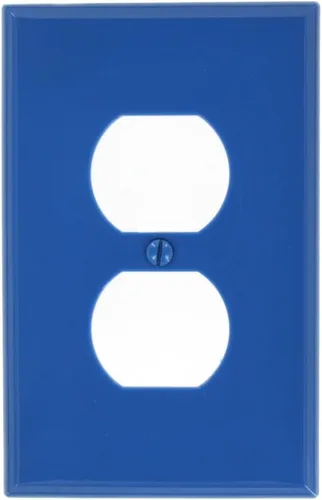 Vista 17 de Leviton Placa de pared de nailon Midway de 1 gang, 1 dúplex, tamaño Midway, 1 paquete, PJ8-E, negro