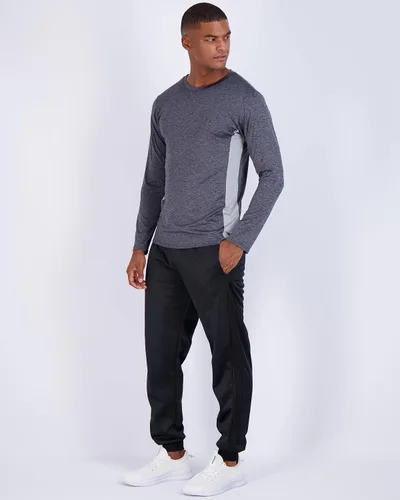 Vista 5 de Real Essentials Paquete de 4 unidades camisa Dry-Fit de manga larga para hombre, disipa la humedad, con protección solar FPU 50+ contra rayos