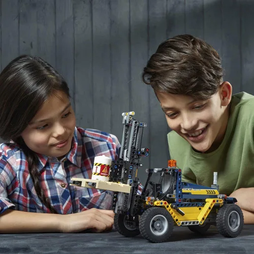 Vista 3 de LEGO Technic 42079 - Kit de construcción (592 piezas)