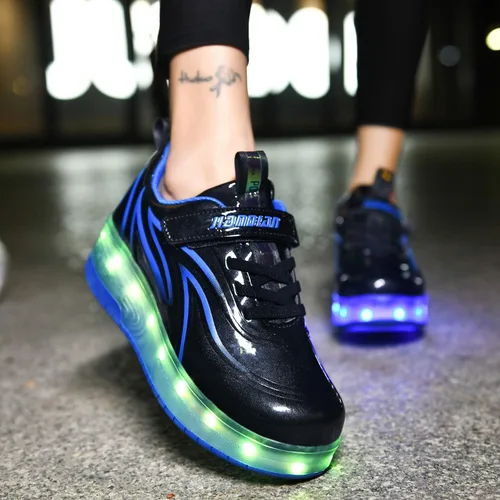 Vista 4 de Ufatansy Zapatos de patinaje con luz LED con ruedas, zapatos de rodillo USB Rechargealbe zapatos regalos para niños