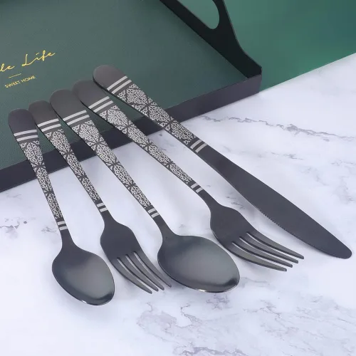 Vista 3 de Christmas Gift Black Hammered Flatware Sets for 4, 20 Pieces Unique Pattern Design Stainless Steel Cutlery Silverware Set Includes Dinner