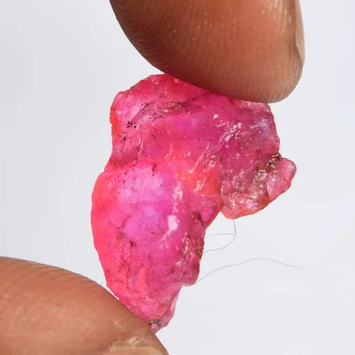 Vista 2 de Piedra preciosa de rubí rojo en bruto 8.00 Ct Natural Raw Raw Certified Red Ruby Stone, Gema, africano - rubí rojo