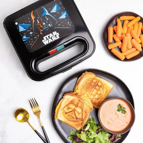 Vista 10 de Uncanny Brands Sandwichera Disney Mickey y Minnie Mouse - Pequeño aparato de cocina