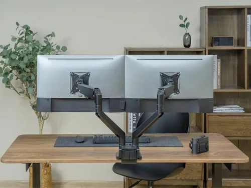 Vista 2 de VERSARE Brazo de monitor doble ajustable para escritorios Montaje para monitores de computadora Se adapta a tamaños de pantalla de 17 a 32