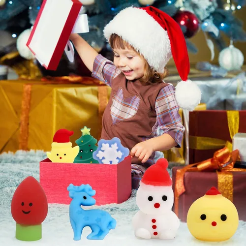 Vista 4 de Paquete de 50 juguetes esponjosos de Navidad Mochi para fiestas, mini juguetes esponjosos, lindos juguetes para apretar, alivio del estrés, paquetes
