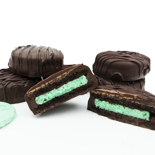 Vista 46 de Galletas Oreo bañadas en chocolate oscuro y con leche, de Philadelphia Candies