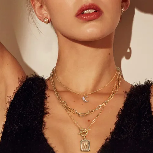 Vista 6 de MJartoria Collares con inicial en capas para mujer, a la moda, chapado en oro de 14 quilates, gargantilla de estrella simple, collar con dije