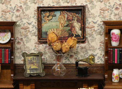 Vista 7 de iLAND Juego de muebles de casa de muñecas victoriana, muebles y accesorios para casa de muñecas, sofá de casa de muñecas en miniatura con accesorios