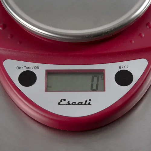 Vista 3 de San Jamar - Báscula digital de metal para alimentos, báscula de cocina, báscula de gramos con pilas para cocinar, hornear, preparar comidas, Rojo