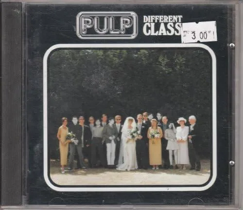Vista 2 de Different Class