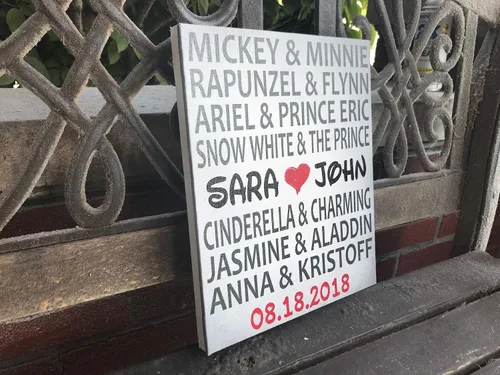 Vista 6 de Cartel personalizado con temática de Disney, regalo de boda, lienzo personalizado, parejas de Disney, personalizado para novia y novio, gran regalo
