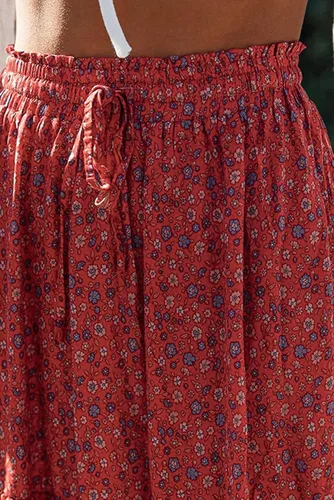 Vista 5 de MEROKEETY - Falda larga por debajo de la rodilla acampanada y plisada de cintura alta con estampado floral bohemio y bolsillos para mujer