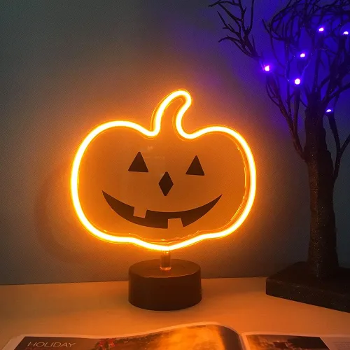 Vista 7 de Letrero de neón con forma de murciélago morado, luz de murciélago espeluznante de Halloween con patrón, lampara decorativa de mesa