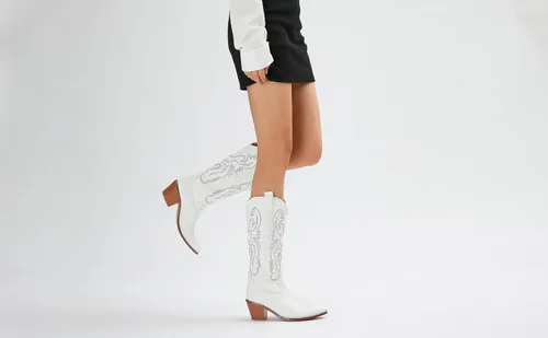 Vista 3 de SYHXYHEG Botas vaqueras bordadas para mujer, botas altas hasta la rodilla vaquera, tacón de bloque medio, botines occidentales para mujer