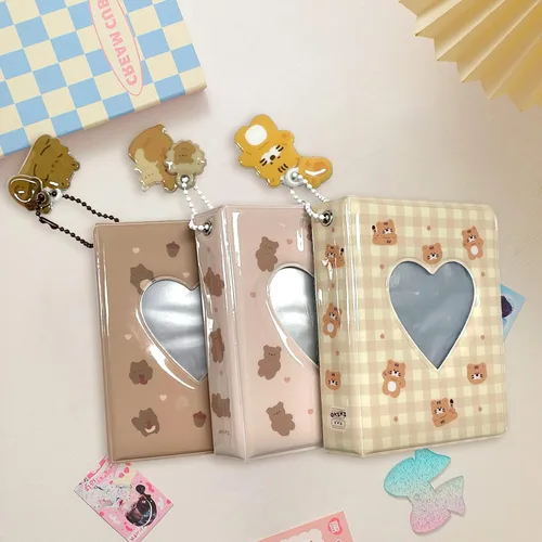Vista 5 de Mini álbum de fotos de 3 pulgadas, carpeta de tarjetas huecas con corazón, soporte para tarjetas con colgante, 40 bolsillos (oso beige)