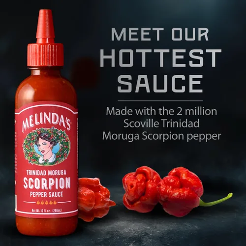 Vista 3 de Salsa picante de pimienta Escorpión de Melinda's - Salsa picante gourmet de Escorpión - Hecha con pimienta Trinidad Moruga, zanahorias, cebolla