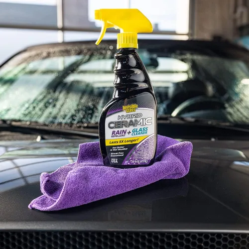 Vista 3 de Invisible Glass 92183-4PK Repelente de Lluvia Cerámico Híbrido y Limpiador de Vidrios Limpia y Protege Ventanas y Parabrisas de Automóviles