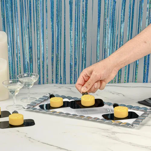 Vista 5 de Restaurantware 4 platos rectangulares de aperitivo de 2.2 x 1 pulgada, 100 platos de repostería desechables, platos de postre de plástico negro