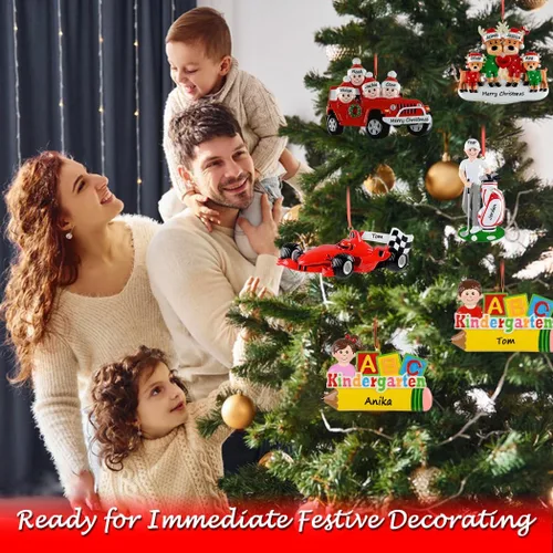 Vista 4 de Adorno de Navidad familiar 2024 – Adorno personalizado para vacaciones de playa para familia de 5 – Adorno de vacaciones de sillas en la playa