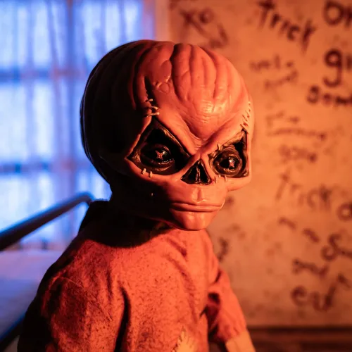 Vista 7 de Trick Or Treat Studios Trick 'r Treat Ultimate Sam coleccionable