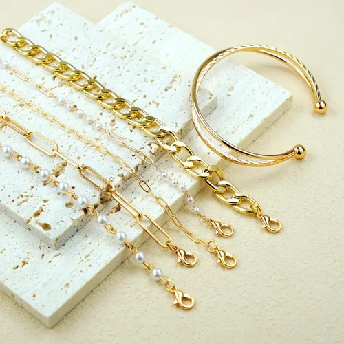 Vista 2 de OUUKP Gold Bracelets for Women,14K Real Gold Plated Jewelry Sets Tennis Cuff for Women Trendy Dainty Stackable Cuban Paperclip Chain Beaded Pearl