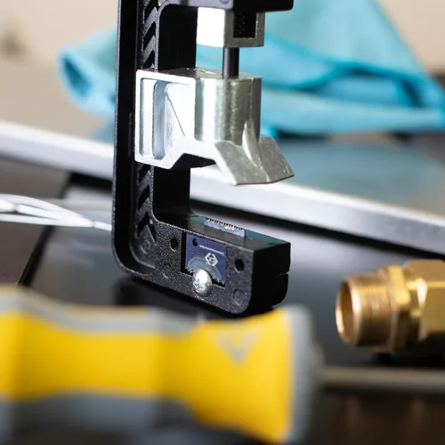 Vista 7 de C.K Tools ArmourSlice Evo - Pelacables SWA blindado, pelacables eléctricos automáticos de abrazadera rápida, herramientas para pelar cuchillos