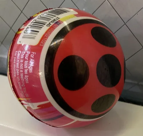 Vista 4 de What Kids Want Milagulous Ladybug Bowling Set – Juego de bolos de superhéroes para niños, divertido juego de bolos en interiores y exteriores