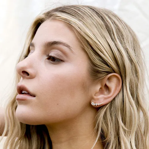 Vista 2 de PAVOI 14K Gold Plated Cubic Zirconia Ear Crawler Earrings - Faux Diamond Arrow Ear Climber Fashion Earrings in Rose Gold, White Gold and Yellow Gold