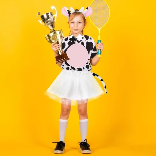 Vista 7 de Bonuci Disfraz de vaca de Halloween para niñas y niños, incluye diadema de vaca, cola, nariz, corbatín, falda, camiseta y pegatina
