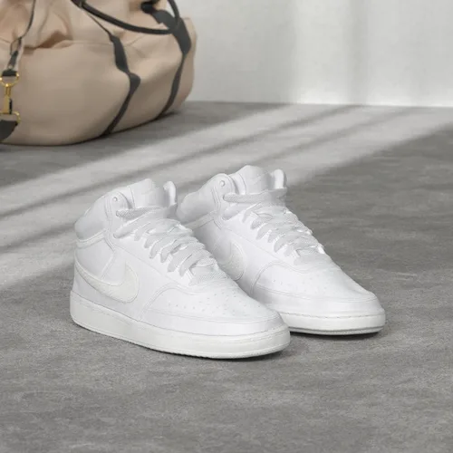 Vista 4 de Nike Tenis Court Vision Mid para mujer