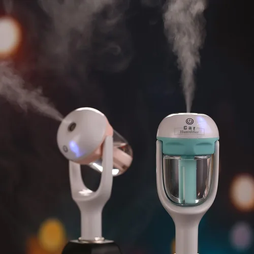 Vista 3 de Humidificador de purificador de aire de coche y aromaterapia Mini cargador de coche Puerto portátil humidificador de niebla fría con aroma difusor