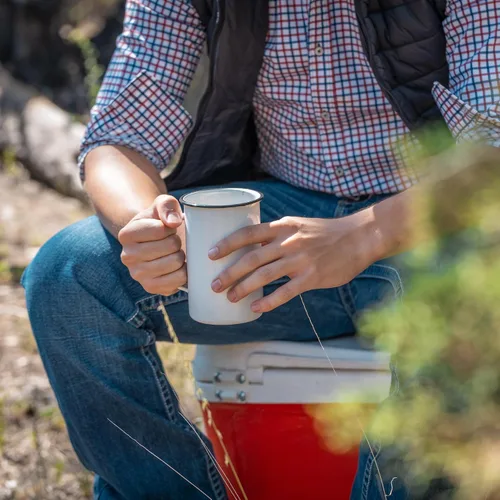 Vista 5 de Cinsa Taza de acero esmaltado de 20 onzas (juego de 6) – Tazas grandes y duraderas para uso en interiores y exteriores, aptas para horno y fuego