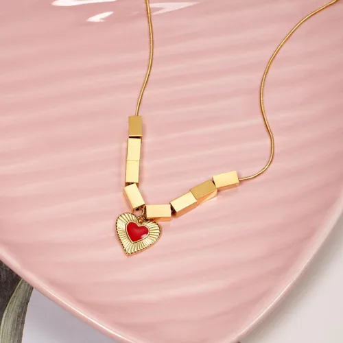 Vista 6 de Yowivon Gold Necklaces for Women Trendy Cute Pearl Necklace Layered Cross Necklaces Fashion Jewelry Christmas Birthday Gifts