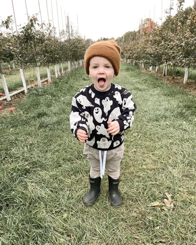 Vista 2 de Fernvia Conjunto de sudadera de manga larga con estampado de fantasma, 2 piezas, ropa de otoño e invierno, 0-3T