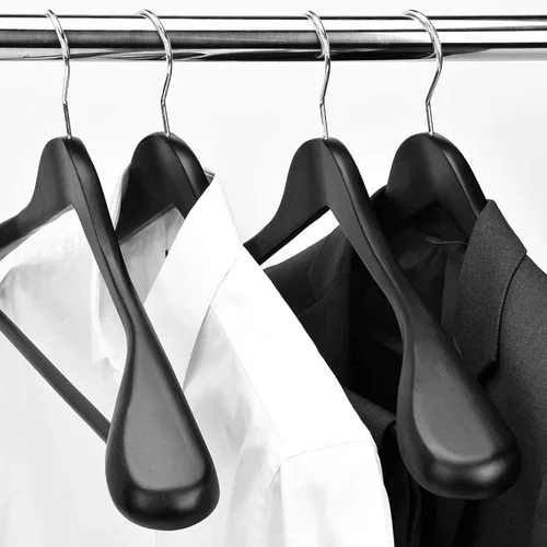Vista 2 de JS Hanger Perchas de madera para trajes, paquete de 6 perchas de madera extra anchas con barra antideslizante para pantalones, acabado negro extra