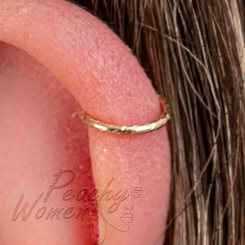 Vista 15 de Anillos de hélice de oro martillado 20G + ópalos + liso