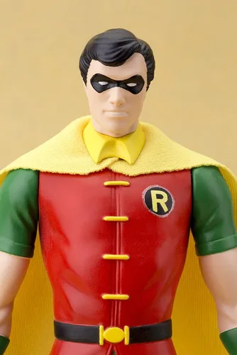 Vista 9 de Kotobukiya Disfraz clásico de Robin de Dc Comics Artfx+