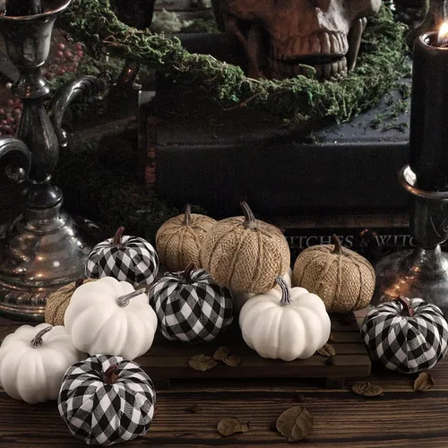 Vista 3 de Ywlake 12 calabazas artificiales de varios tamaños, calabazas artificiales pintables de tela de calabaza falsa blanca para decoración de otoño