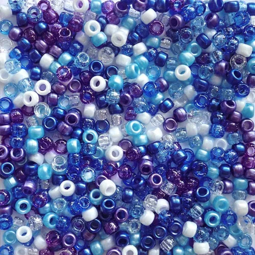 Vista 7 de Berry Medley Mix - Cuentas de plástico para poni, fabricadas en los Estados Unidos, 0.236 x 0.354 in, 700 cuentas, cuentas de agujero grande a