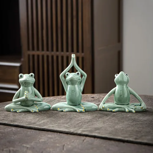 Vista 2 de OwMell Rana Zen de Cerámica para Decoración, Estatua de Rana en Pose de Yoga para Meditación Cerámica para Decoración Zen del Hogar - Namaste
